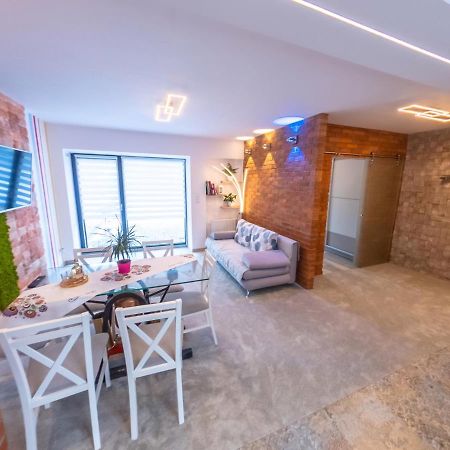 Apartament Huzar Krynica Zdroj Buitenkant foto
